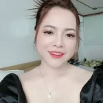 Khách hàng Huyền Trang